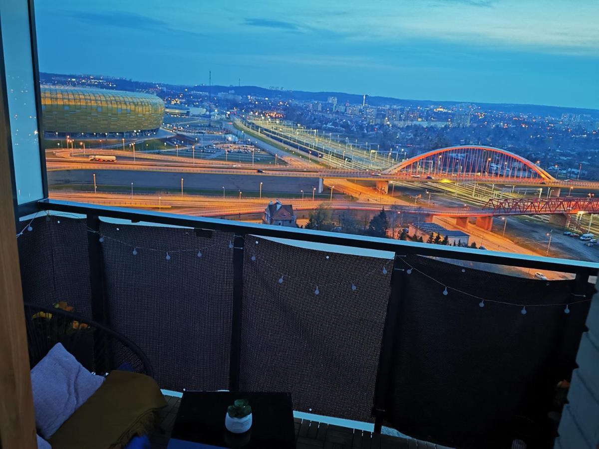 Apartament Przy Bursztynowym Stadionie Danzig Exterior foto
